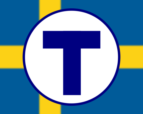 Det var konstnären Kalle Lodén som skapade den första versionen av dagens tunnelbanesymbol med bokstaven "T" i en cirkel.