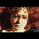 Stillbild ur dokumentärfilmen ”All the beauty and the bloodshed” av Laura Poitras.