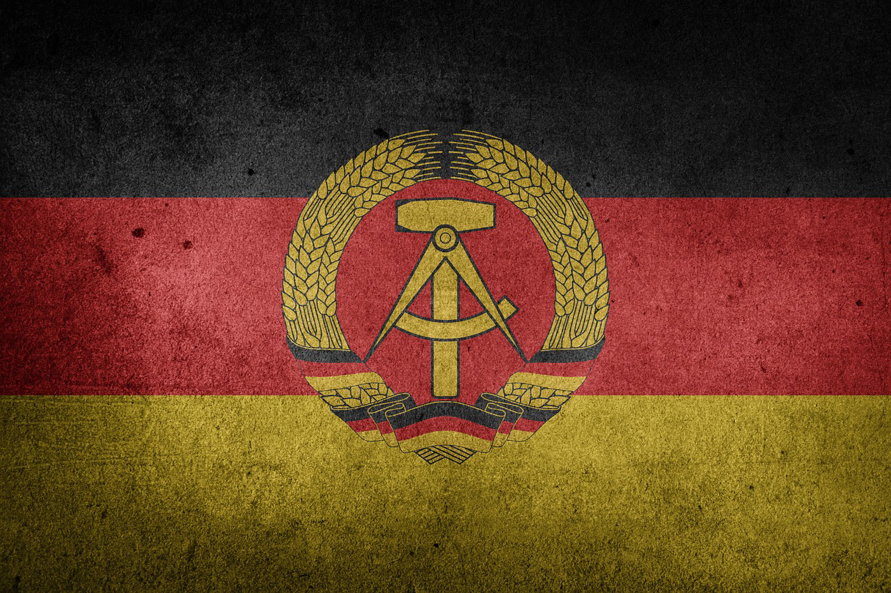 DDR:s flagga. (Bild: Pixabay.com)