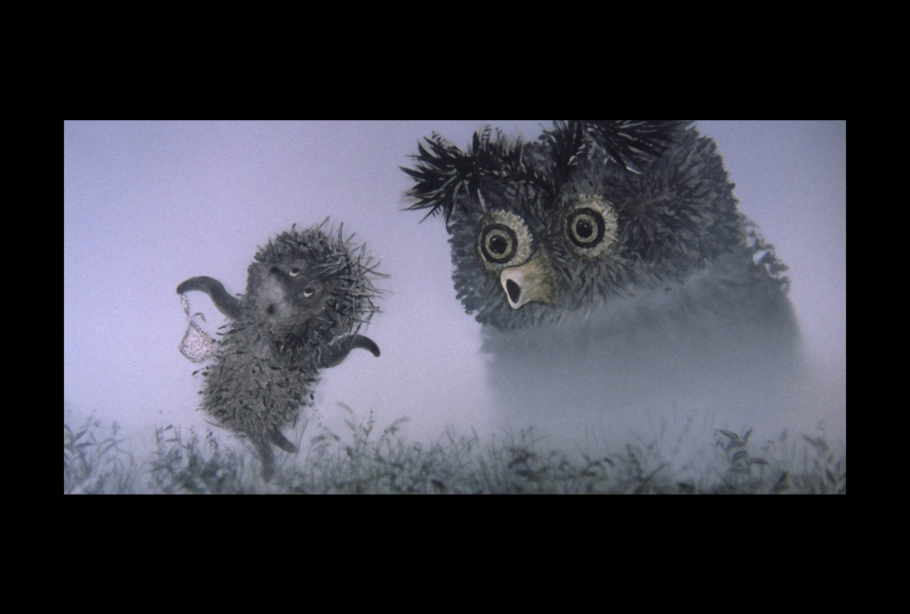 En scen ur "Igelkotten i dimman", en klassisk kortfilm av Jurij Norstein.
