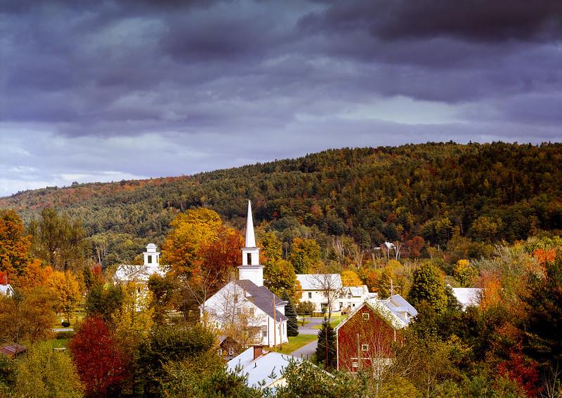 Byn Barnet, Vermont. New England - i den nordöstligaste delen av USA, är känt för sina livfulla färger på hösten. Foto: Carol M. Highsmith via flickr.com.