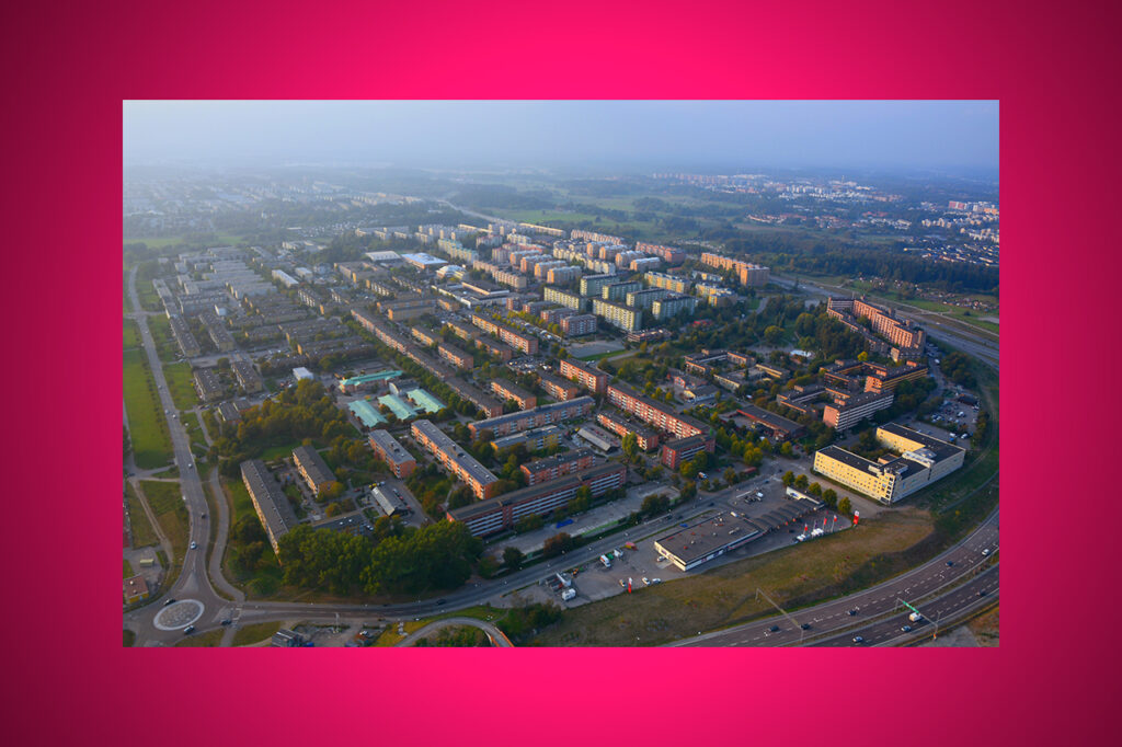 Flygfoto över Rinkeby, 2014. Bildkälla: Wikipedia.