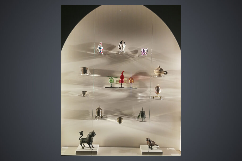 En bild från den aktuella utställningen i Paris om dofter från Orienten.