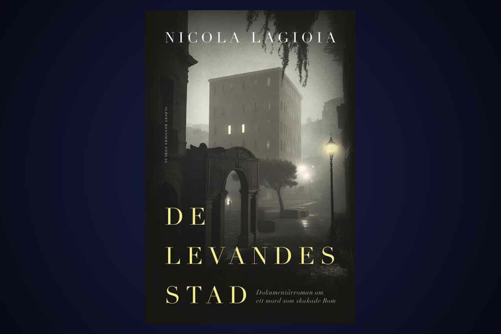 Elisabeth Brännström har läst ”De levandes stad” av Nicola Lagioia. I boken söks svar beträffande ett bestialiskt mordfall som skakade Italien. Hon konstaterar att det är en läsvärd bok för alla som gillar true crime.  I mars 2016 torterades 23-årige Luca Varani till döds i en lägenhet i Roms utkanter. Luca, en manlig prostituerad från en av Roms fattigare förorter, hade lockats till lägenheten med löftet om stora pengar för en natts sex med två personer.