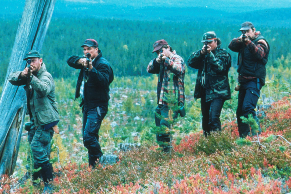 Vinjettbild för "Jägarna", en av de Norrlandsskildringar som Lars Thulin tar upp i sin krönika. Filmen kan för övrigt ses på Viaplay.