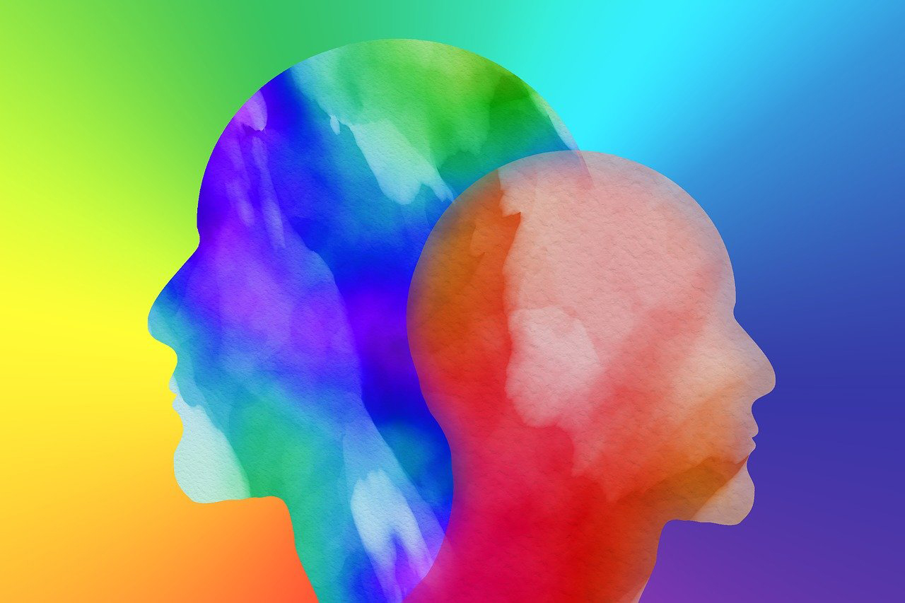 HÄLSA. ”Vi förlorar något när vi försöker att slutgiltigt definiera existentiell hälsa. Vi får helt enkelt leva med kännetecken för hälsa, att något är mer eller mindre hälsosamt, snarare än absoluta avgränsningar.” Det skriver Johan Eddebo och Anderas Önver Cetrez. debatt, psykologi, psykoanalys, psykoterapi