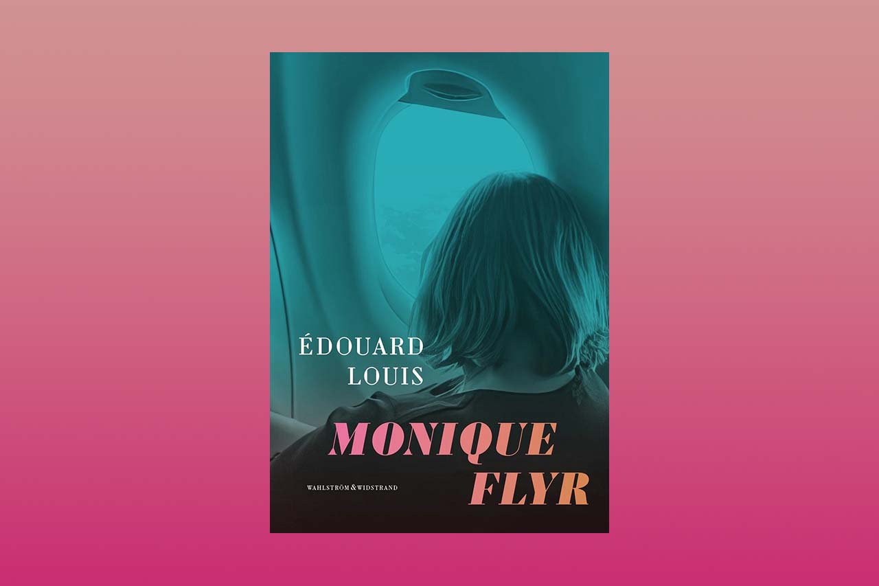 Édouard Louis. ”Boken är alls inte illa skriven, den är faktiskt riktigt bra på sitt triviala sätt,” skriver Lis Lovén som läst ’Monique flyr”, Édouard Louis senaste bok om mamman. Men hon konstaterar också att den inte lever upp till förväntningarna. Édouard Louis, fransk litteratur, Lis Lovén, prosa, prosakonst, klassresa,