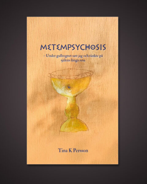 TINA K PERSSON. Lis Lovén har läst Tina K Perssons nya diktsamling ”Metempsychosis” och konstaterar att det rör sig om djupt egenartad och förbryllande poesi. Tina K Persson, Lis Lovén, poesi, lyrik, dikter, svenskspråkig litteratur, existentiellt,