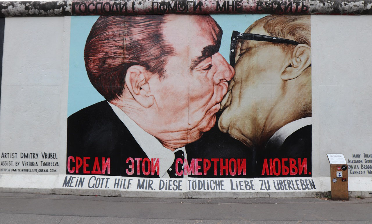 Olagligt. ”Är ett par partypussar en polissak?” Det undrade Lars Thulin i slutet av maj i år med utgångspunkt i ett åtal mot SVT-profilen Micke Leijnegard för sexuellt ofredande. Nu kommenterar Thulin den fällande domen och dess konsekvenser.lagstiftning, Lars Thulin, Metoo, övergrepp, polisen, rättssäkerhet, sexualbrott, 