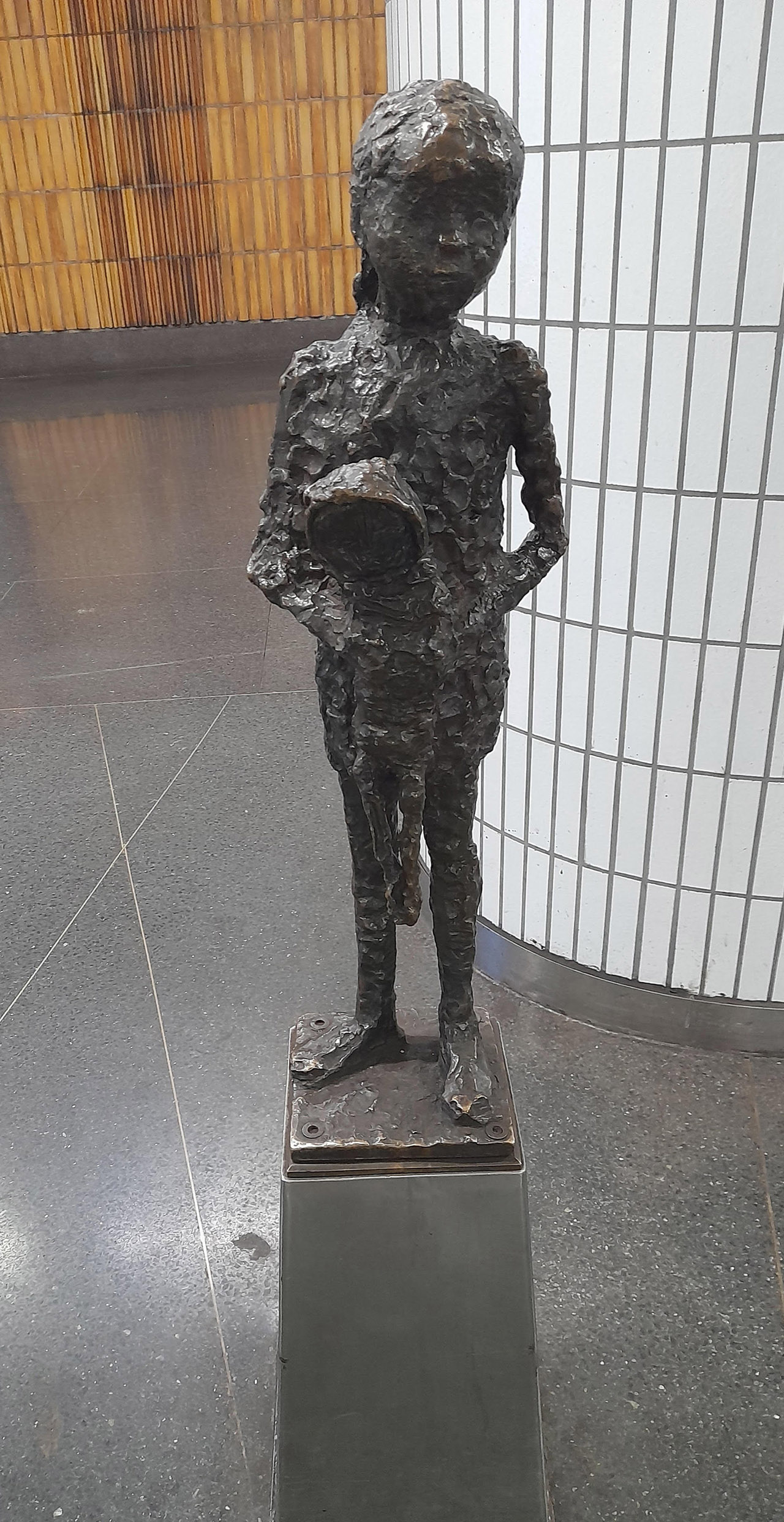 LITTESTRADEN. Inför helgen publicerar vi nyskrivna dikter av Tomas Johansson.dikt, dikter, Tomas Johansson, lyrik, Prosa & poesi, skrivande, Littestraden,