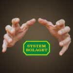 SYSTEMBOLAGET. I veckans krönika förklarar Lars Thulin varför lagen om gårdsförsäljning sannolikt är en dödskyss för Systembolaget. Samt varför monopolet bör bibehållas. Systembolaget, alkoholpolitik, nyliberalism, handeln, marknadskrafter, Moderaterna,