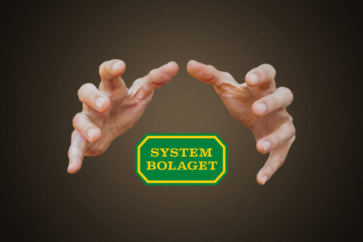 SYSTEMBOLAGET. I veckans krönika förklarar Lars Thulin varför lagen om gårdsförsäljning sannolikt är en dödskyss för Systembolaget. Samt varför monopolet bör bibehållas. Systembolaget, alkoholpolitik, nyliberalism, handeln, marknadskrafter, Moderaterna,