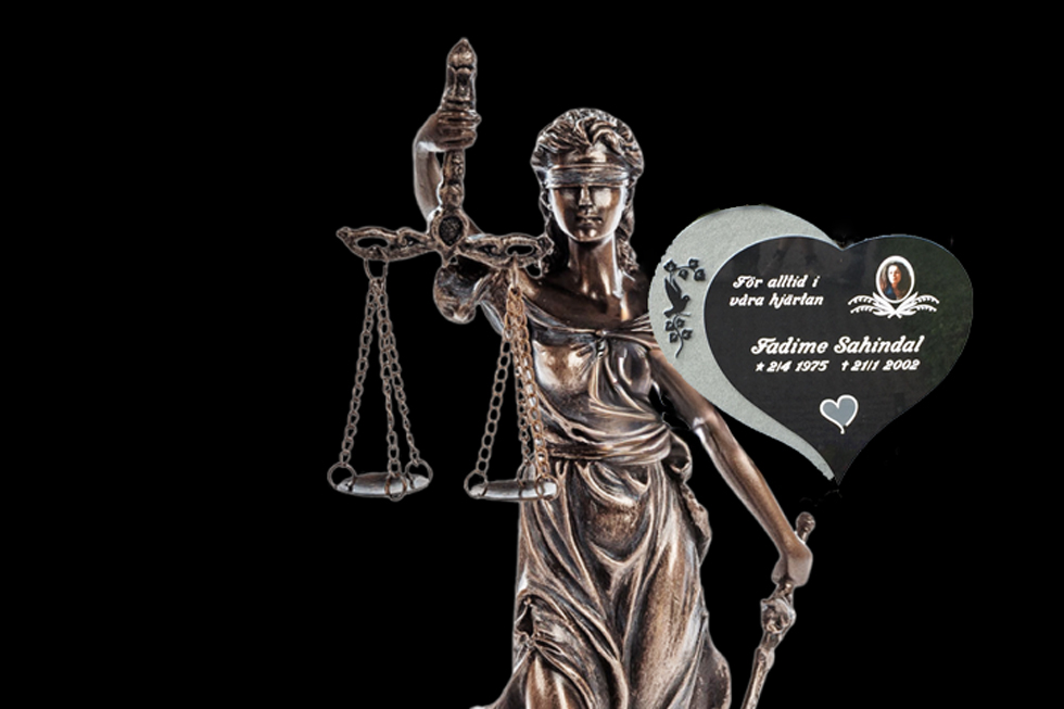 HEDERSVÅLD. Inför Fadimedagarna har Maria Rashidi, Nicklas Kelemen och Seyran Duran skrivit ett debattinlägg angående hedersvåldspolitiken. De anser att förändring är nödvändig efter 25 år av kontraproduktiv politik. feminism, hedersbrott, hederskultur, kvinnomisshandel, kvinnorätt, Maria Rashidi, normer, segregation,