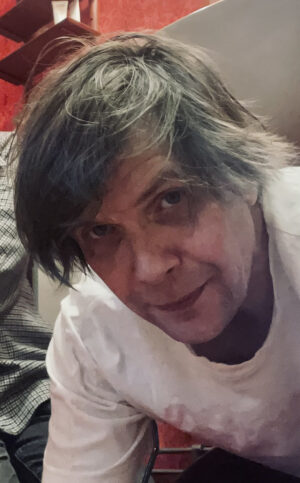 <b>MÅRTEN LÄRKA</b><br/>info@opulens.se