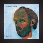 MUSIK OCH KONST. Ola Åstrand skriver, med utgångspunkt i ett postumt album med Ola Backström, om samband mellan musikskapande och konstutövning. Ola Backström var både musiker och konstnär. Förra året släppte skivbolaget Fanfar! skivan ”Gråton” med Backströms musik, mer än 20 år efter hans för tidiga bortgång. Här reflekterar konstnären och före detta musikern Ola Åstrand över det albumet. Men han tar också upp Ola Backströms kollega i bandet Stockholm Norra, Kalle Berggren, och dennes skapande, samt olika kopplingar mellan musik och konst.