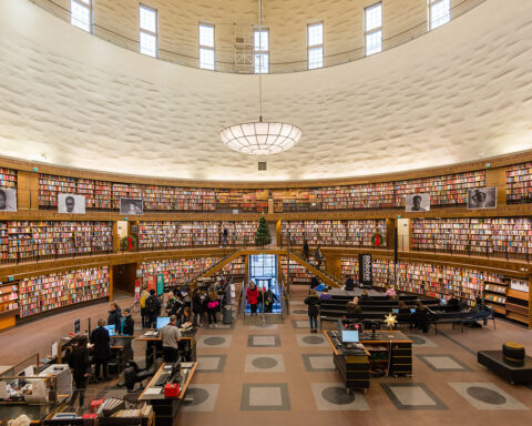 BIBLIOTEK. I veckans krönika berättar Lars Thulin om sin livslånga kärlek till bibliotek.