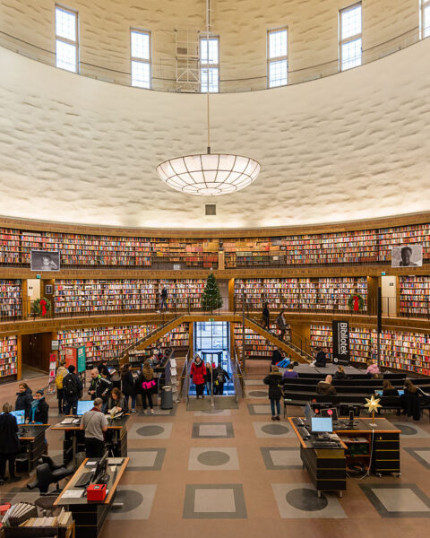 BIBLIOTEK. I veckans krönika berättar Lars Thulin om sin livslånga kärlek till bibliotek.