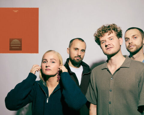 JAZZ. ”På ’Ember’ bjuder Ellas Kapell på både modiga och innovativa tolkningar av klassiska jazzlåtar,” skriver Bo Bjelvehammar.