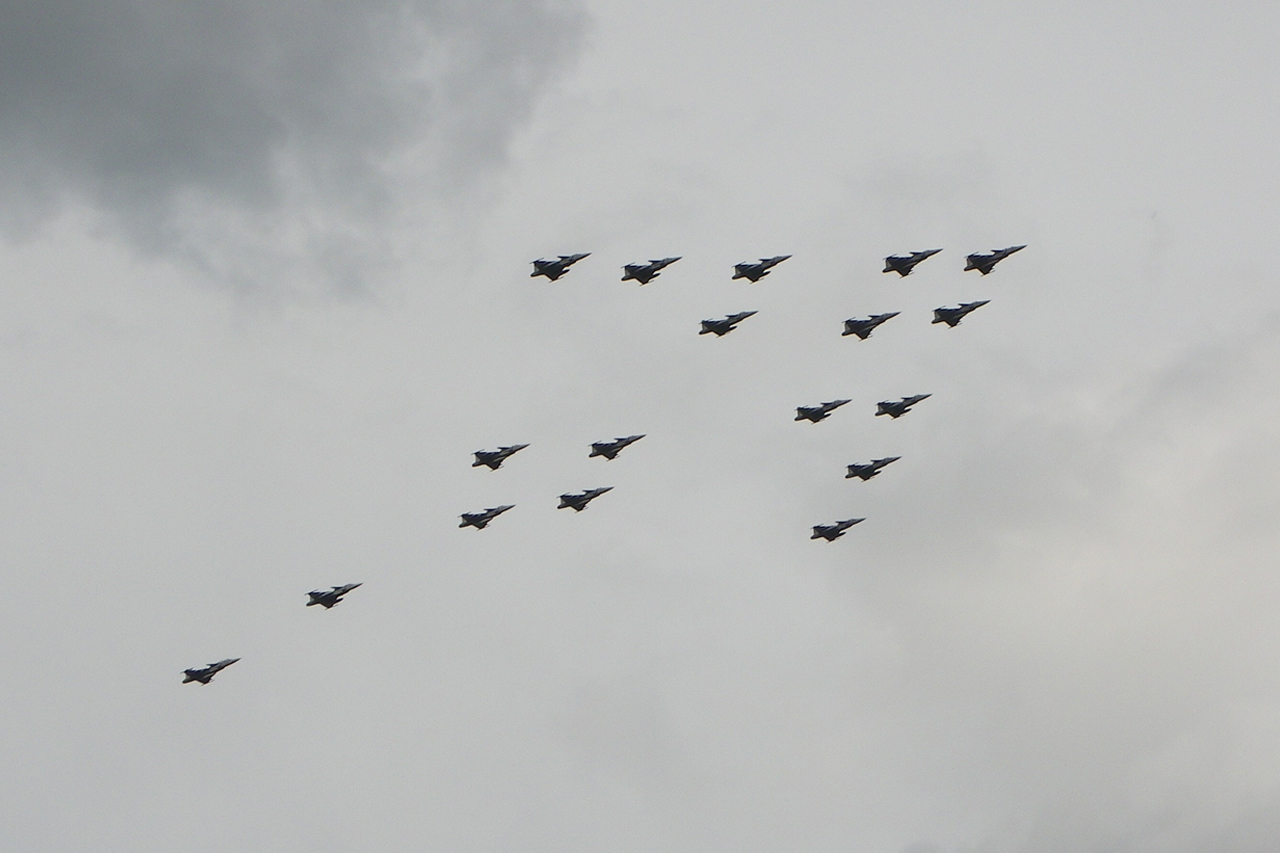 VAPENEXPORT. I veckans krönika begrundar Lars Thulin frågan om den svenska vapenexporten bör upphöra eller fortgå. Något enkelt svar finner han inte.