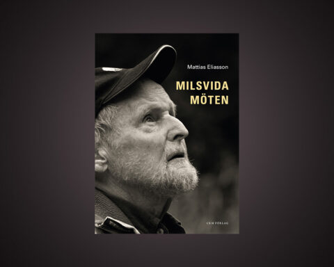 FOTOBOK. ”Med hjälp av det skrivna ordet och fotografier ägnar sig Mattias Eliasson i sin fjärde bok åt att fördjupa ögonblick vilka berikar tillvaron.” Det skriver Emil Siekkinen om ”Milsvida möten”.