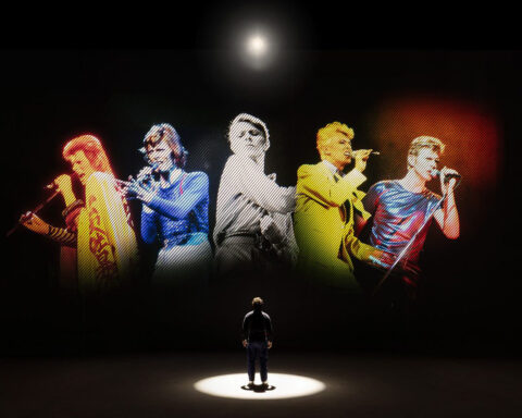 ROCKMUSIK. Patrik Stigsson har sett en aktuell utställning i London om David Bowie. Här berättar han om den och vad Bowie betytt och fortfarande betyder för honom.