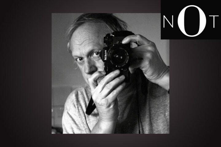FOTOKONST. Denna sommar visar Trelleborgs museum en utställning med regissören Jan Troells stillbilder från 1946-2026. Ingela Brovik finner den mycket intressant.