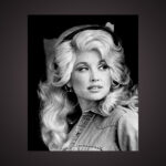 DOLLY PARTON. Förra veckan meddelades det att countrystjärnan Dolly Parton avlidit i en ålder av 80 år. Lars Thulin minns en unik artist.