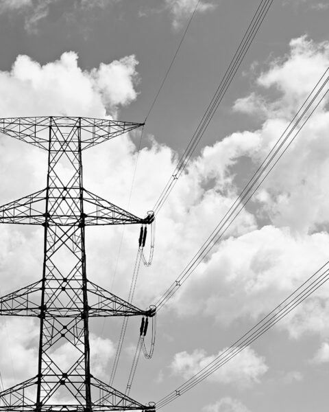 ”Energifrågan måste lyftas ur kulturkriget och behandlas som den långsiktiga samhälls- och industriinvestering den är.” Det skriver Anders Axelsson som också vill se större insatser från statens sida.
